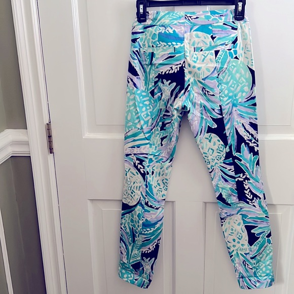 NWT Lilly Pulitzer Skinny Ankle Pant. 90% Cotton,7% Elasterell and 3% Elasthanne - Picture 4 of 5
